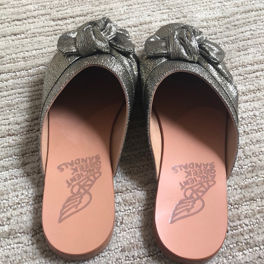 NWT Ancient Greek Sandals Passoumi Bow Platinum 37 - Picture 2 of 5